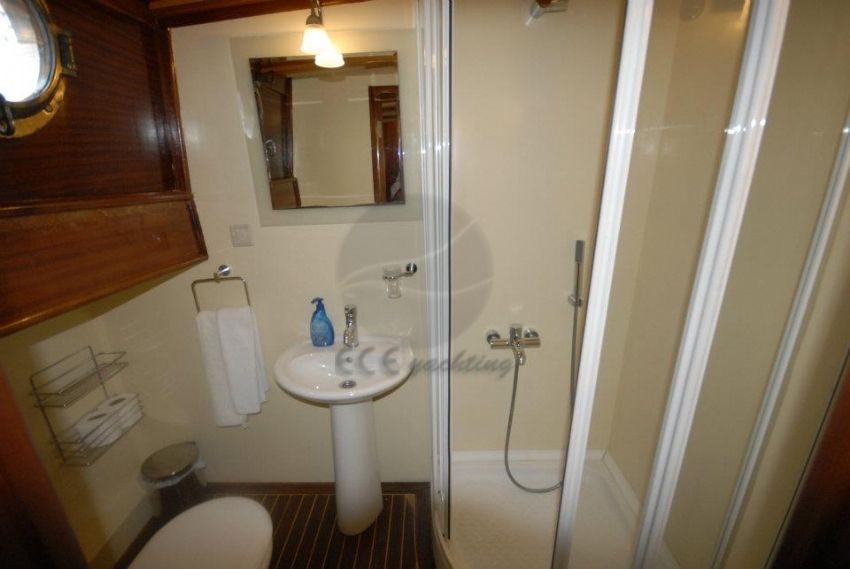 adatepe 4 teknesi duşakabin