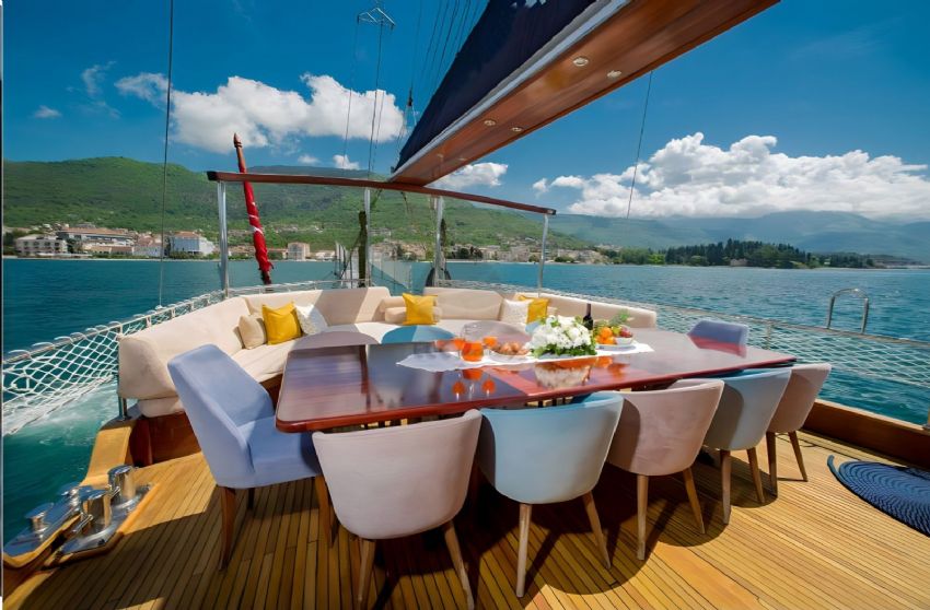 Adatepe 4 Teknesi koyda