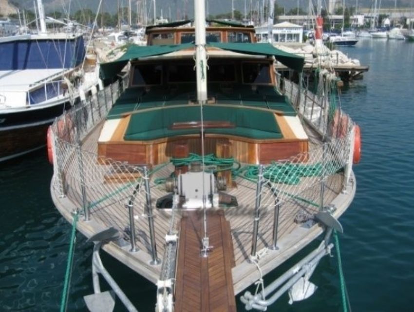 Adatepe 4 Teknesi ön güverte