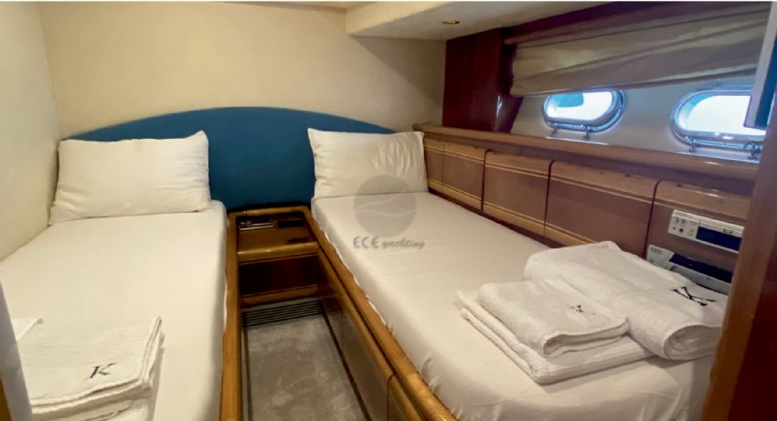 ADEN 4 Motor Yat Twin Yataklı Kabin