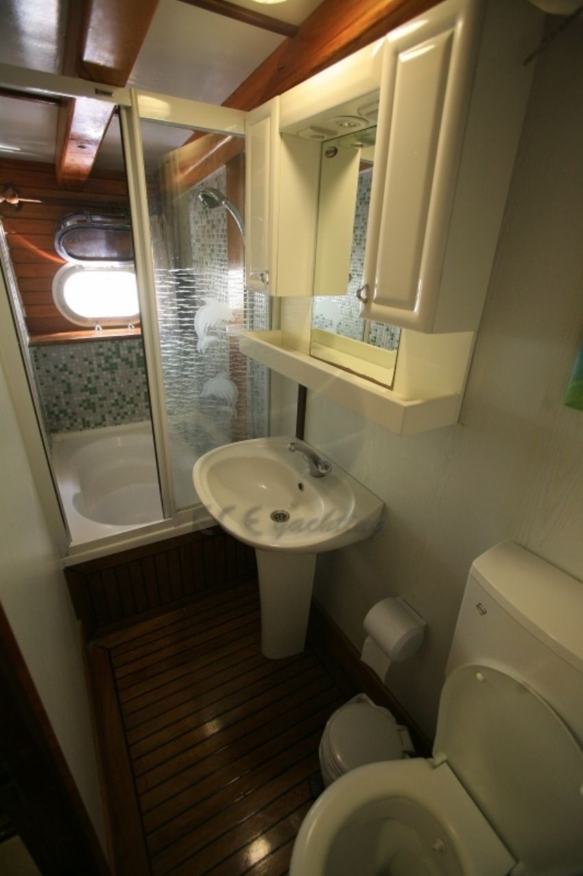 Aegean Clipper Banyo-WC