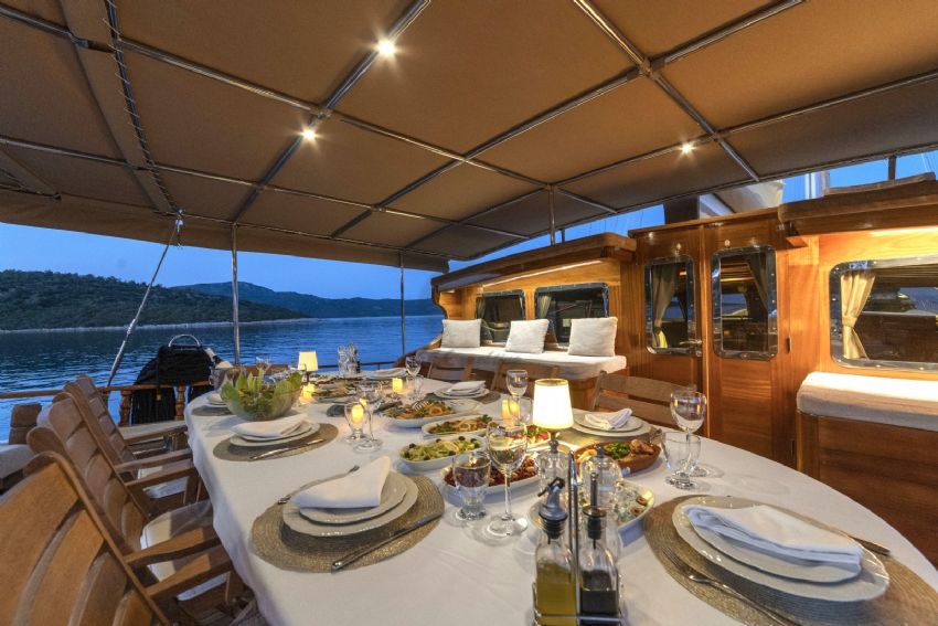 Aganippe Yacht, Amazing Turkish Cuisine.