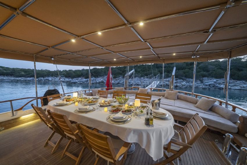 Aganippe Yacht, Book Your Dream Cruise.