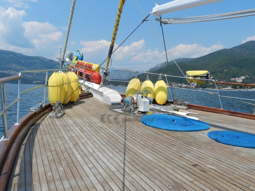 M/S AKANA