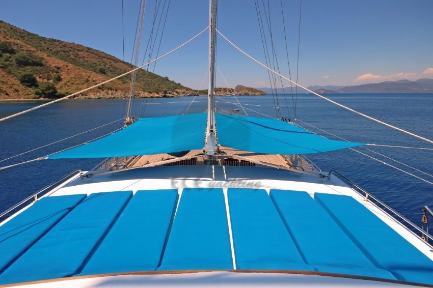 aleyna teknesi iç salon