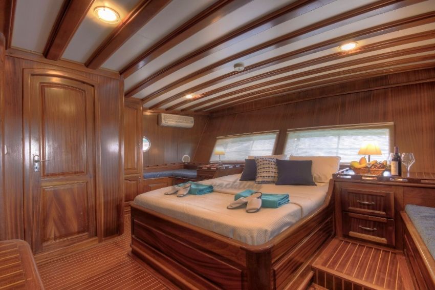 aleyna guleti master kabin