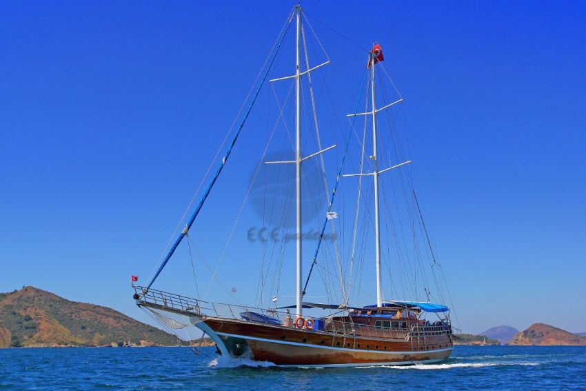 aleyna teknesi ön güverte