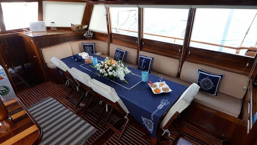 Ece Göcek Double Salon