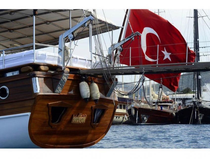 Ece Göcek Dış Görünüm