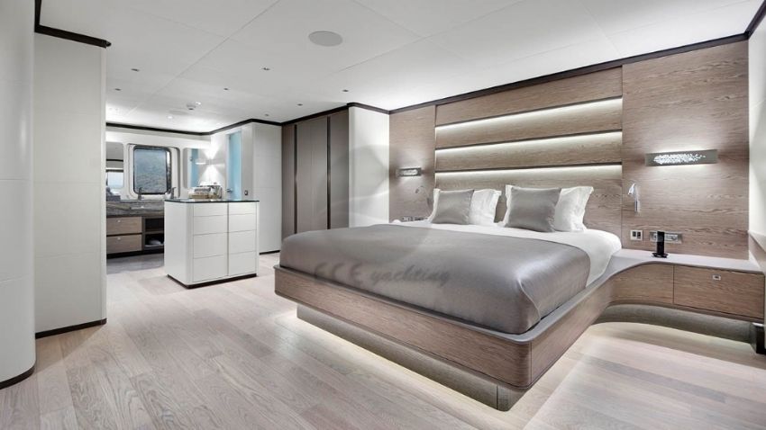 All About U 2 Yacht, Double Cabin.