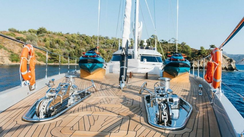 All About U 2 Yacht, Swim Platform.