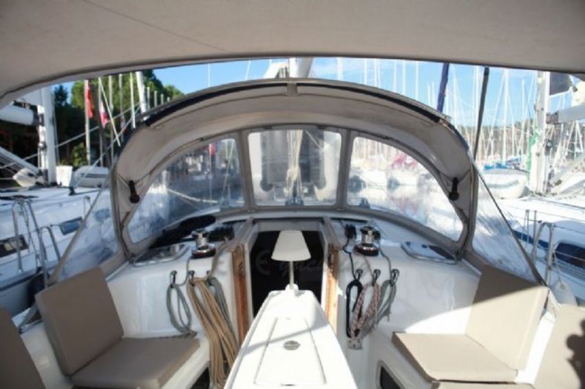 Benetau Oceanis 40 Sail Boat, Deck.