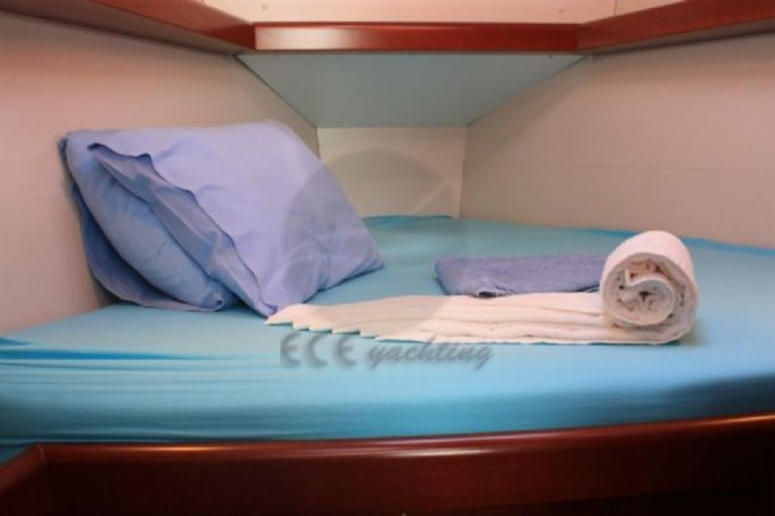 Benetau Oceanis 40 Sail Boat, Double Cabin.