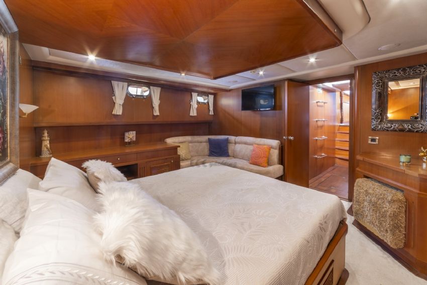 Arabella Yatı Master Cabin