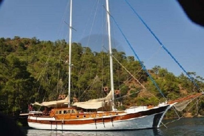 Arielle Deniz Teknesi