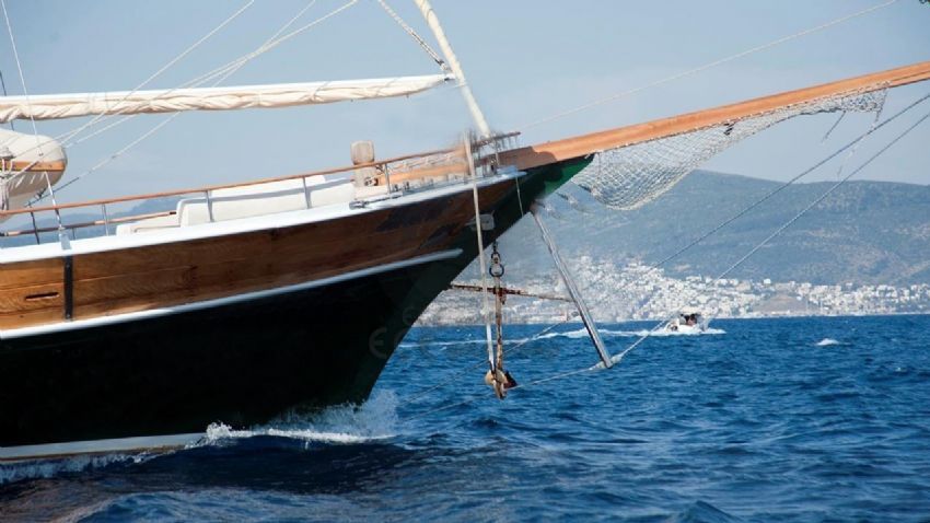 Arif Kaptan C salon yemek masası.