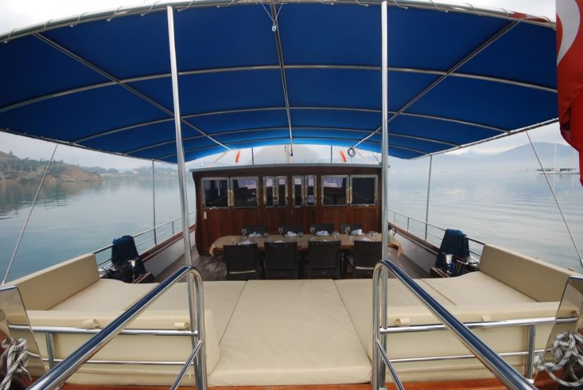 Asrin Gulet, Aft Deck Dining Area.