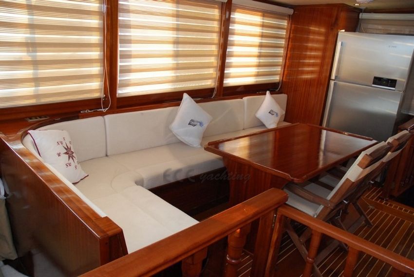 salondan bir başka kare.