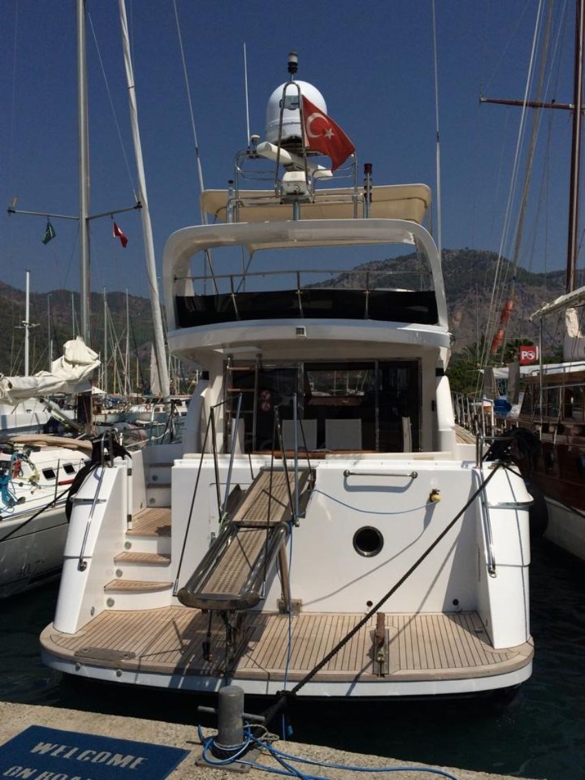 Ece Manisa Dış Görünüm