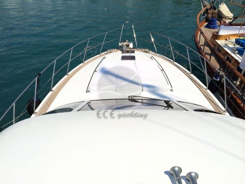 Ece Manisa Flybridge