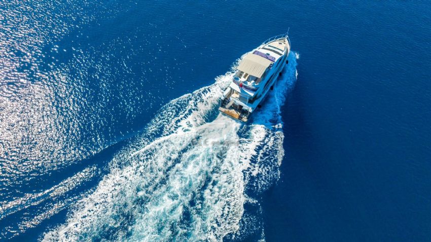 Azimut 68 Dış Görünüm