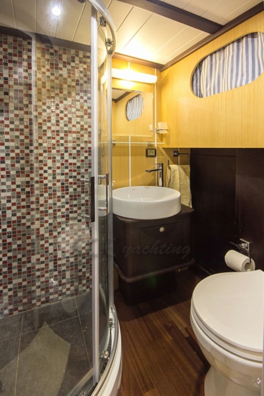 Azra Can Gulet Yacht, Master Cabin