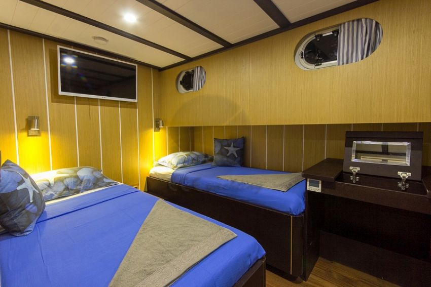 Azra Can Gulet Yacht, Spacious Master Cabin.