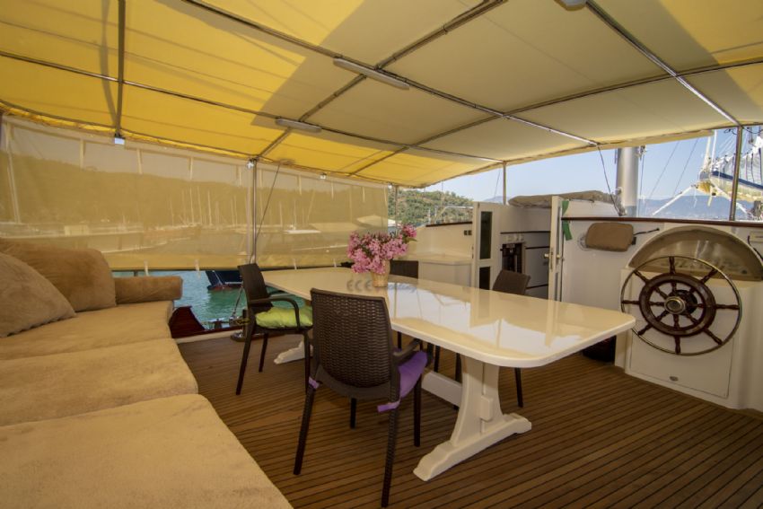 Mirac A Gulet, Aft Deck Sun shades.