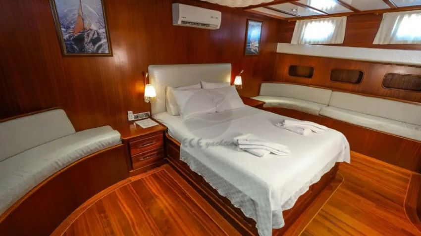 Baba Veli 9 Arka Salon