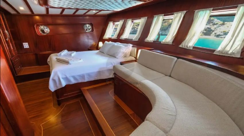 Baba Veli 9 Arka Master Kabin