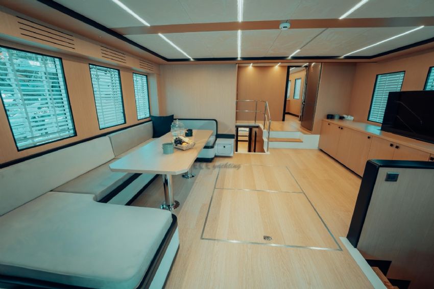 Trawler_Beluga_Fethiye_Indoor_Saloon