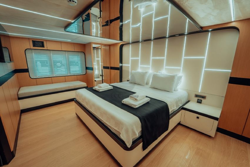 Trawler_Beluga_Fethiye_Master_Cabin2b