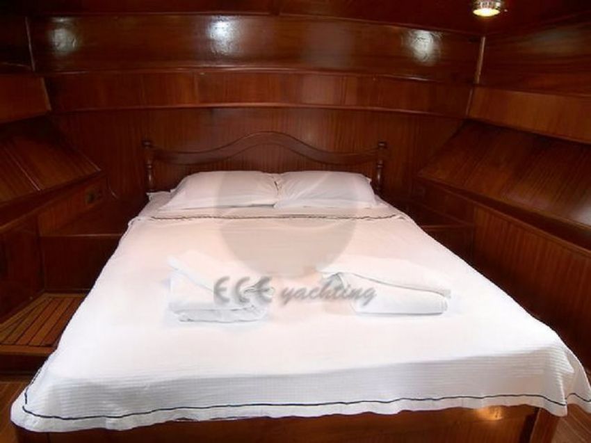 Double Cabin, Berfu Yacht