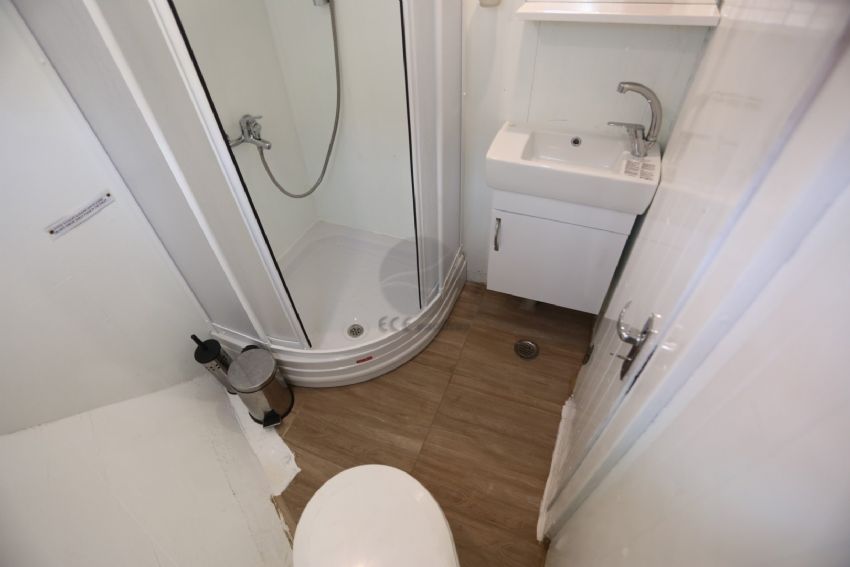 BG A Gulet, Bathroom.