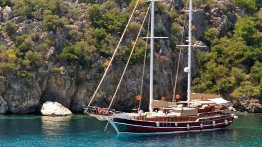 Ece Berna Dış Görünüm