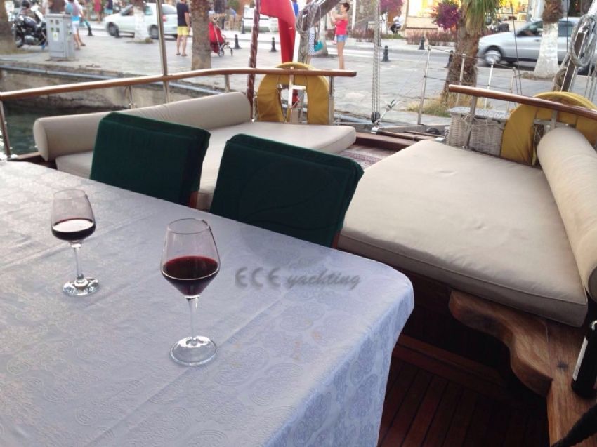 BLR 1, Rear Deck Dining.