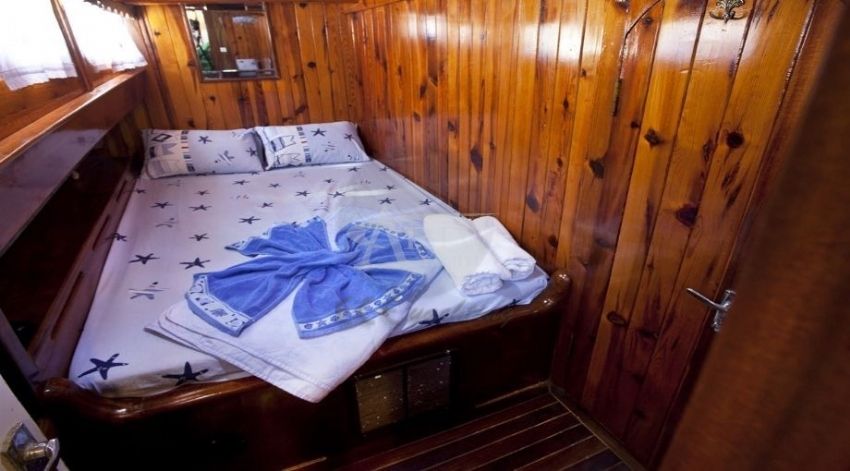 BLR 1,  Double Cabin.