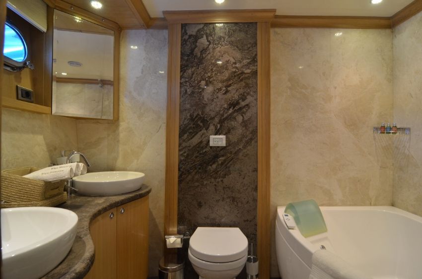 ECE BİRECİK Banyo - WC