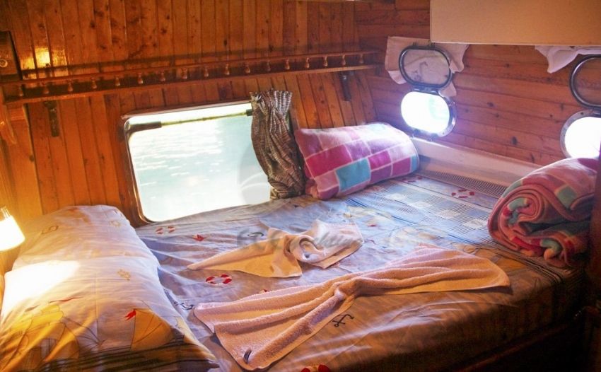 Blue key teknesi double kabin.  Blue Key Yacht, Double Cabin 1.