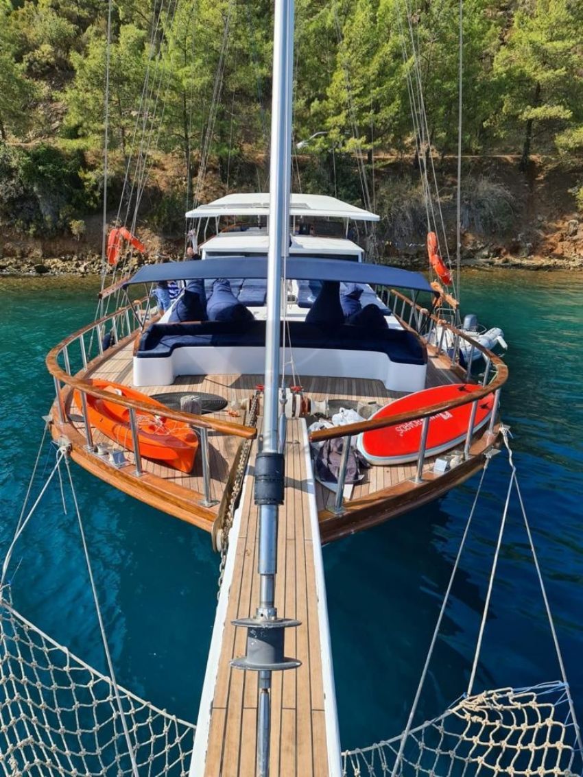 Ece Selçuklu Güneşlenme Alanı