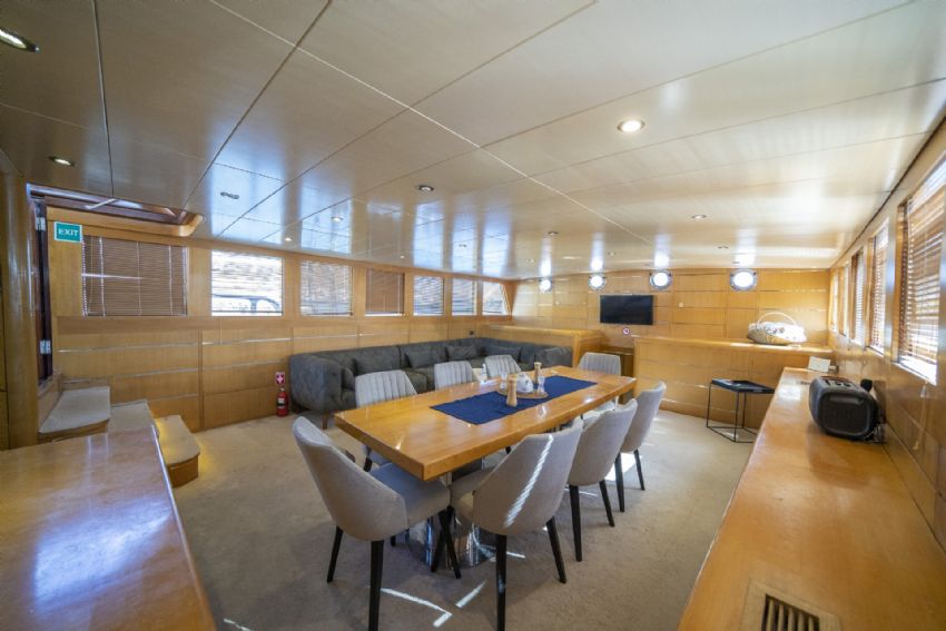 Brothers Salon Genel Görünüm 2 