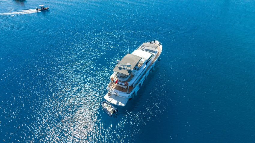 Canados 72 Motor Yat Genel Görünüm