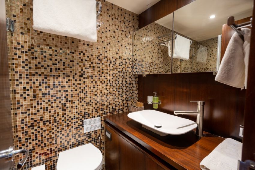 Banyo Case Dell Arte 2