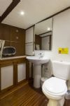 C E 4 Yacht, En Suite.
