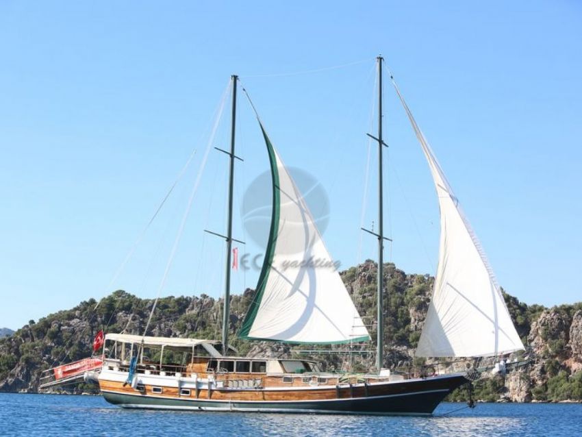 Ece Merzifon Yacht, 27 Meters Long.