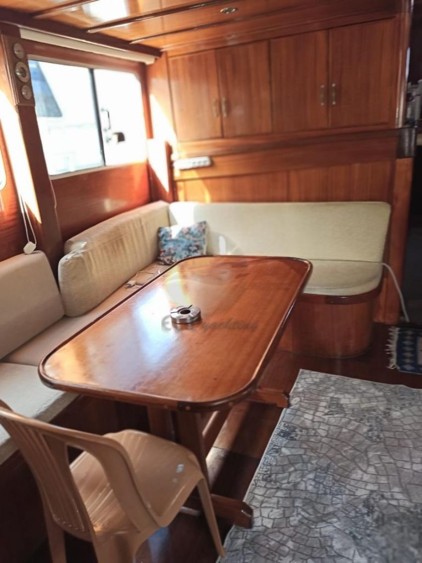 Civarina Salon Yemek Masası