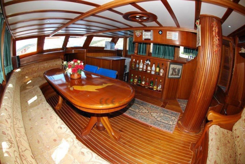 C.T Gulet Yacht, Salon