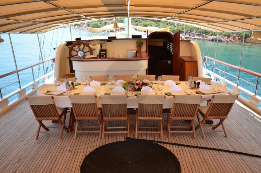 C T 2 Gulet Yacht, Waiting To Dine With You.