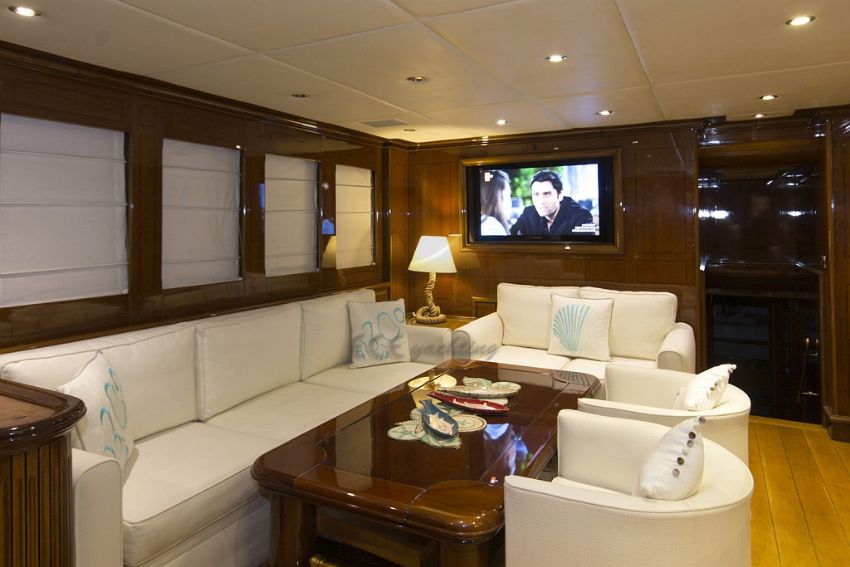 Deniz 61 Gulet, Lounge Seating.