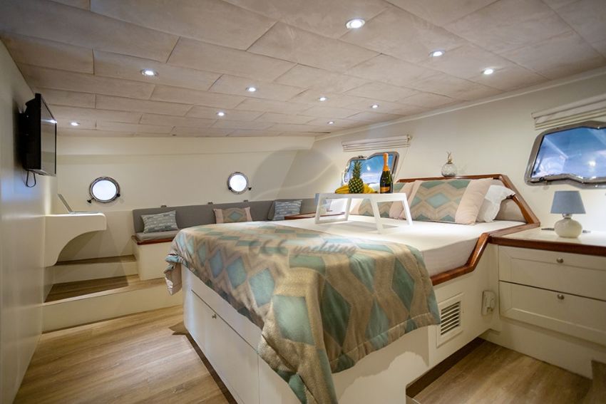 DERYA DENIZ Aft Master Cabin 2